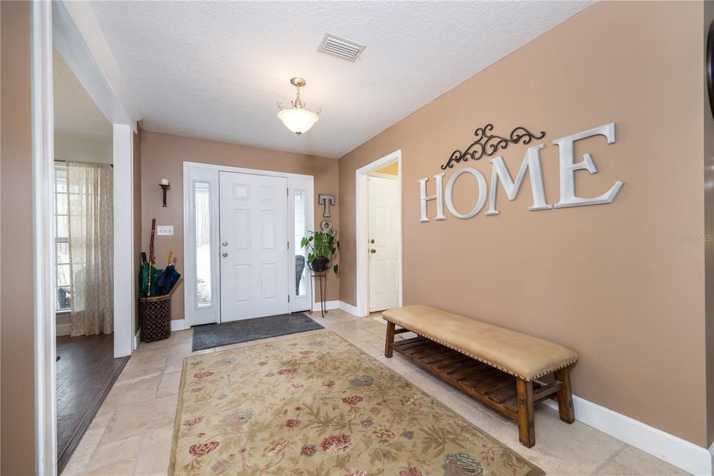 En Venta: $490,000 (3 camas, 2 baños, 2079 Pies cuadrados)