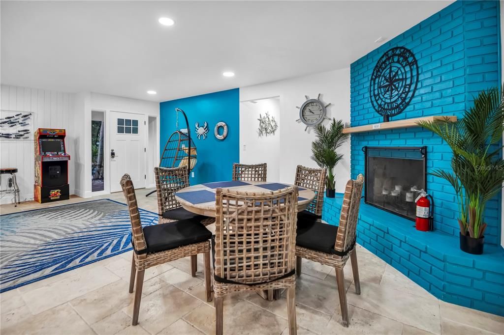For Rent: $17,000 (4 beds, 3 baths, 2743 Square Feet)