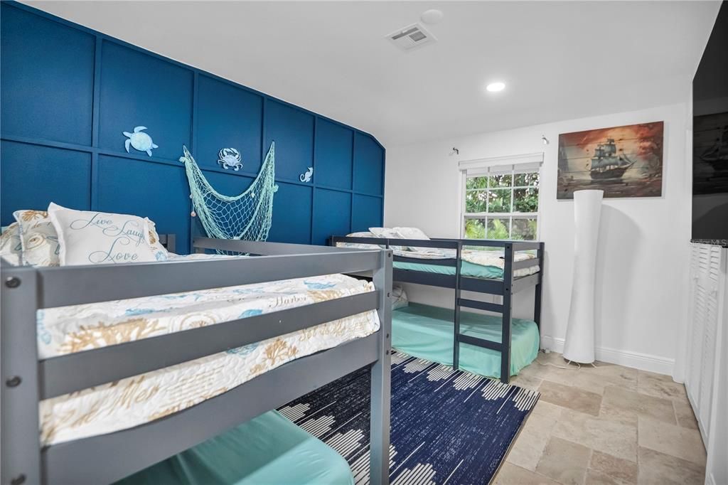 For Rent: $17,000 (4 beds, 3 baths, 2743 Square Feet)