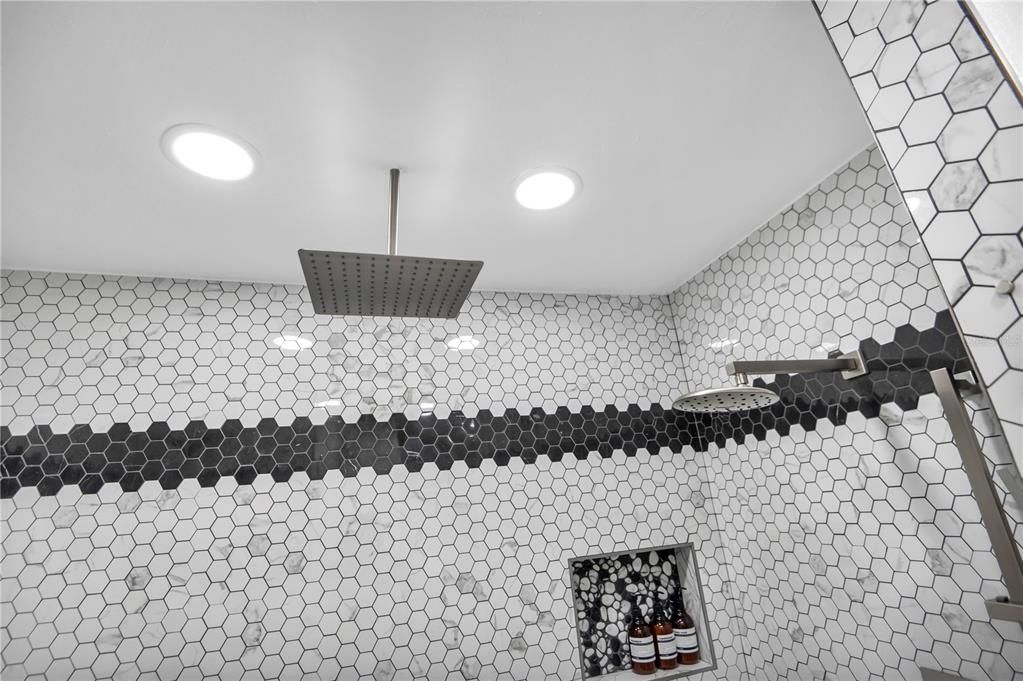 For Rent: $17,000 (4 beds, 3 baths, 2743 Square Feet)