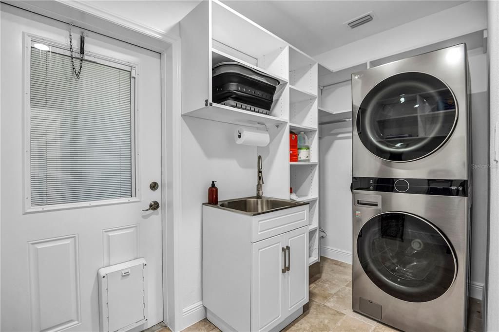 For Rent: $17,000 (4 beds, 3 baths, 2743 Square Feet)