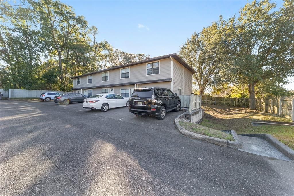 На продажу: $1,150,000 (12 спален, 12 ванн, 6000 Квадратных фут)