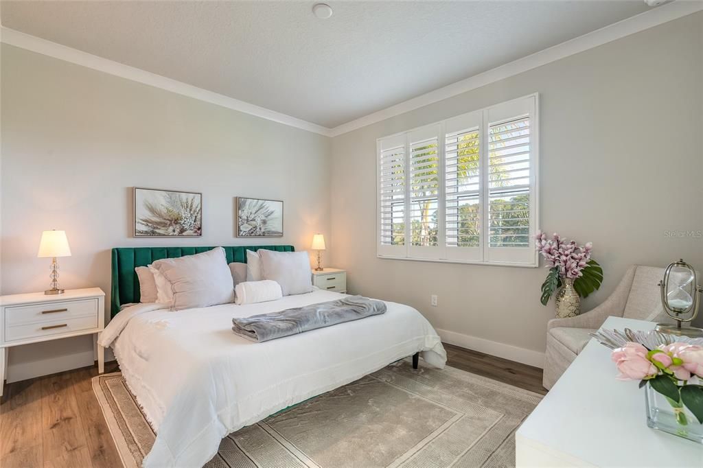 Active With Contract: $395,000 (2 beds, 2 baths, 1003 Square Feet)