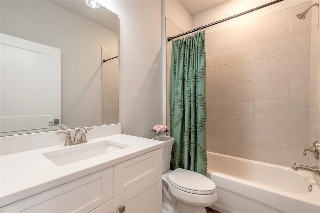Active With Contract: $395,000 (2 beds, 2 baths, 1003 Square Feet)