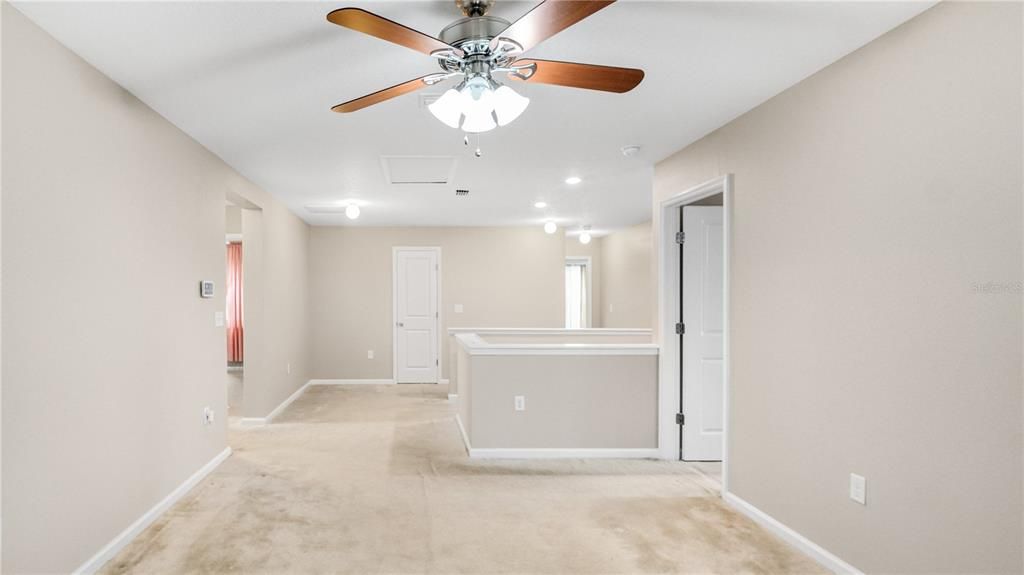 Loft Access to Split Bedrooms