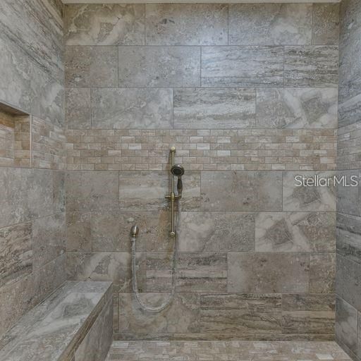 На продажу: $400,000 (3 спален, 2 ванн, 1858 Квадратных фут)