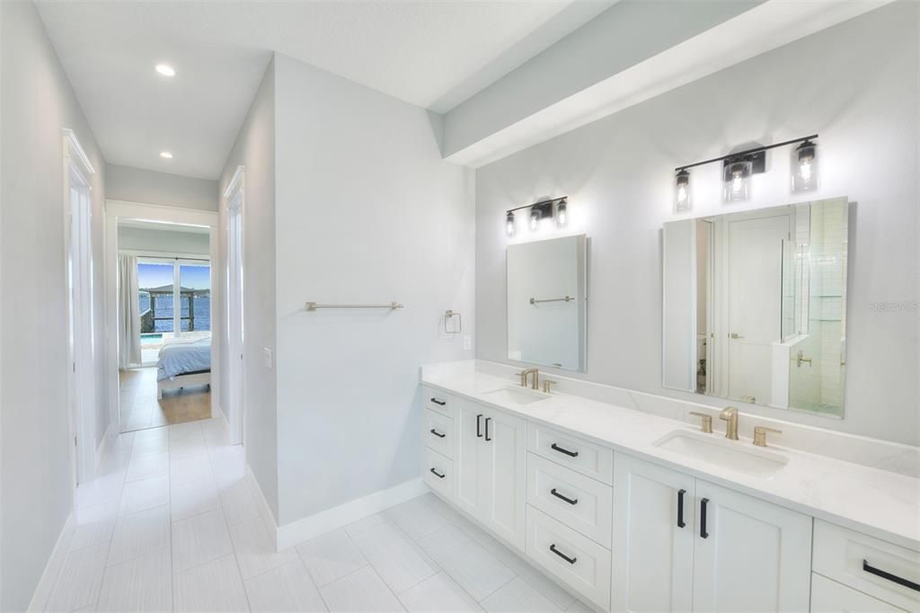 待售: $1,990,000 (4 贝兹, 3 浴室, 2473 平方英尺)