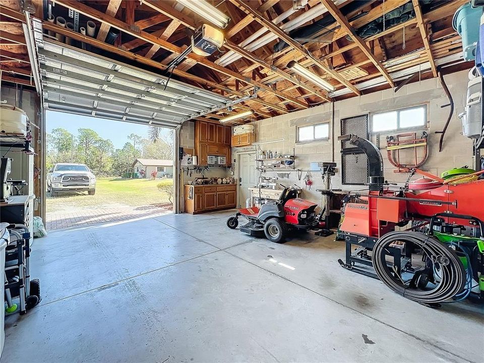 En Venta: $1,149,999 (3 camas, 2 baños, 1884 Pies cuadrados)