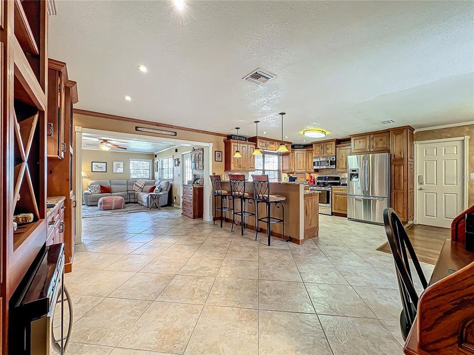 En Venta: $1,149,999 (3 camas, 2 baños, 1884 Pies cuadrados)