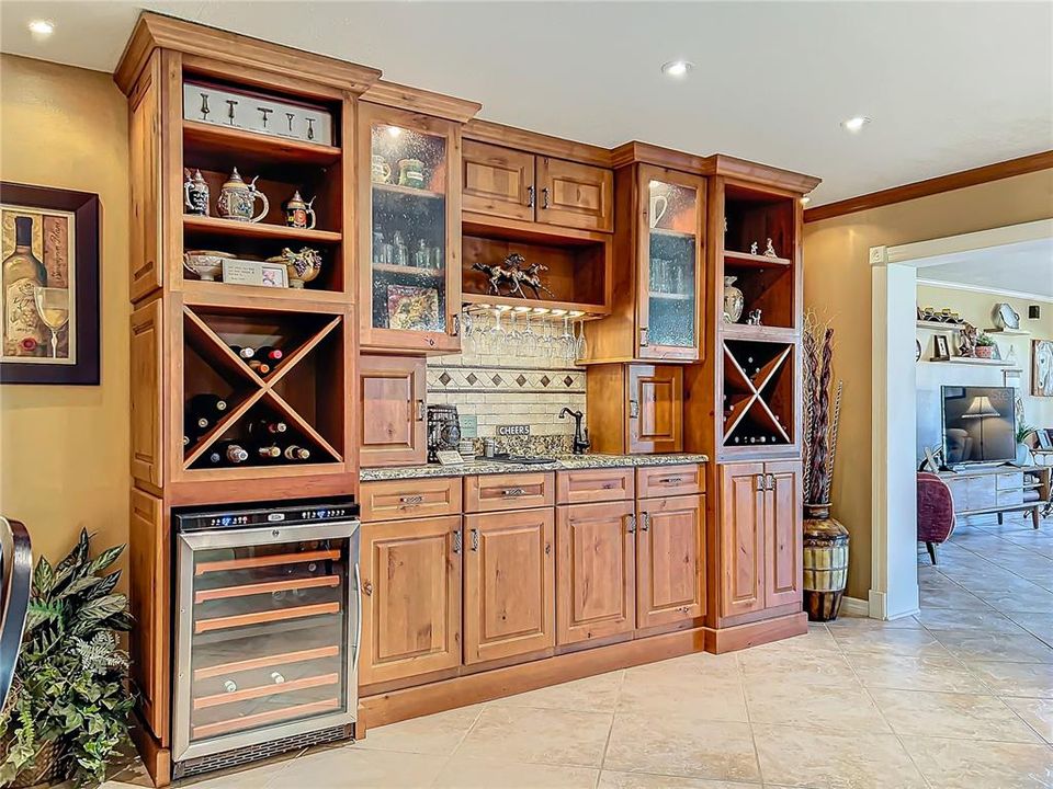 En Venta: $1,149,999 (3 camas, 2 baños, 1884 Pies cuadrados)