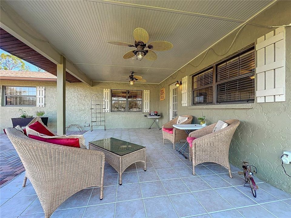 En Venta: $1,149,999 (3 camas, 2 baños, 1884 Pies cuadrados)