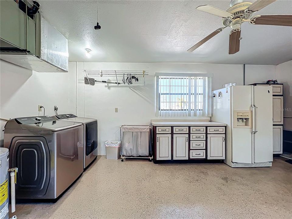 En Venta: $1,149,999 (3 camas, 2 baños, 1884 Pies cuadrados)