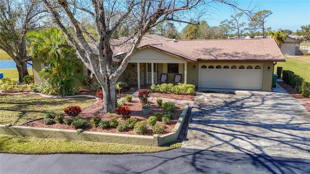 En Venta: $1,149,999 (3 camas, 2 baños, 1884 Pies cuadrados)