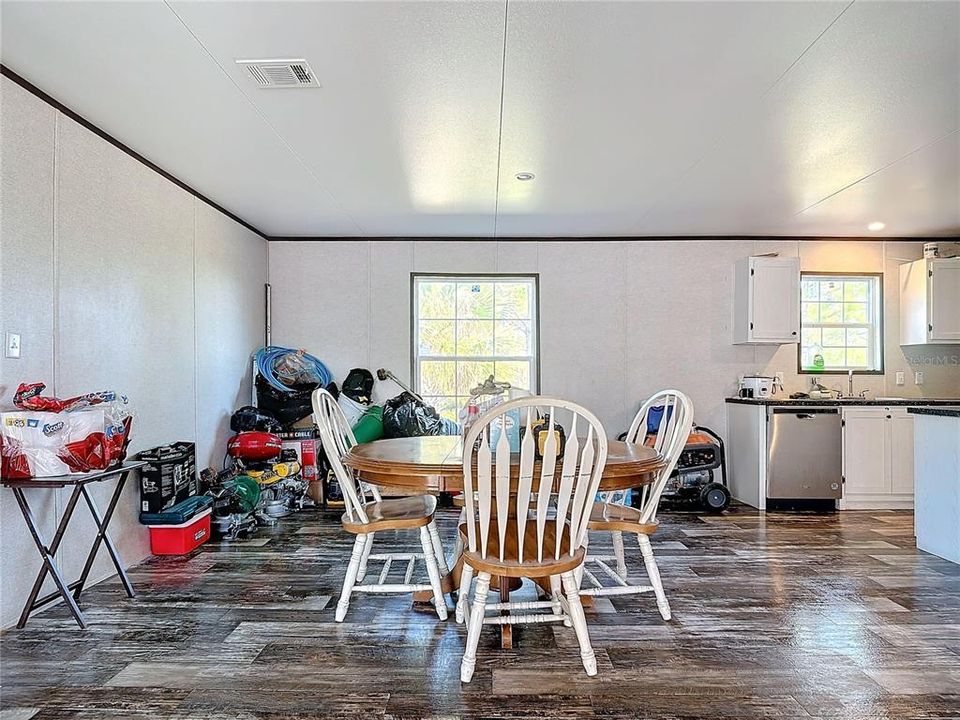For Sale: $350,000 (5 beds, 3 baths, 2027 Square Feet)