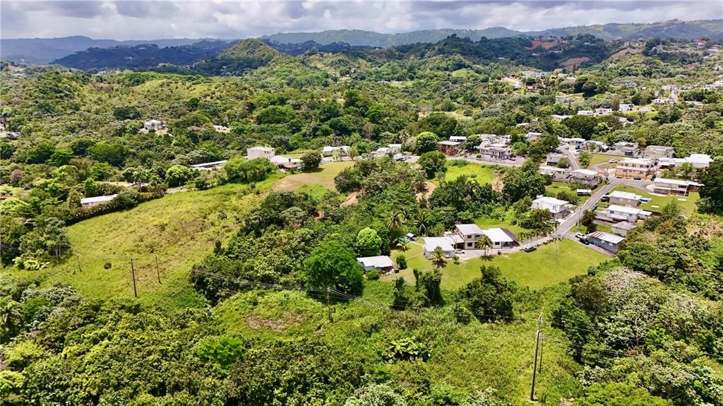 待售: $84,000 (5.04 acres)