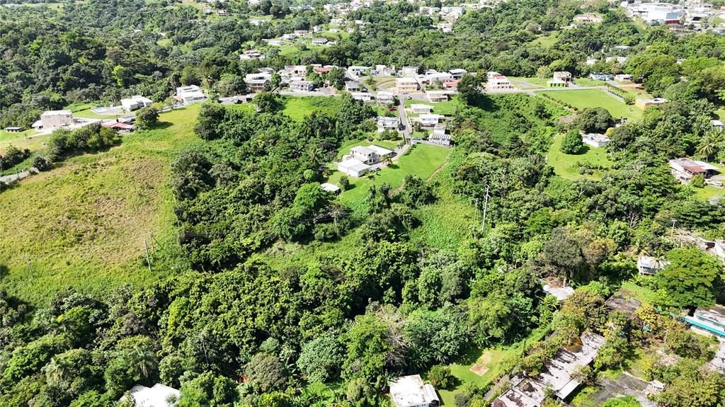 En Venta: $84,000 (5.04 acres)