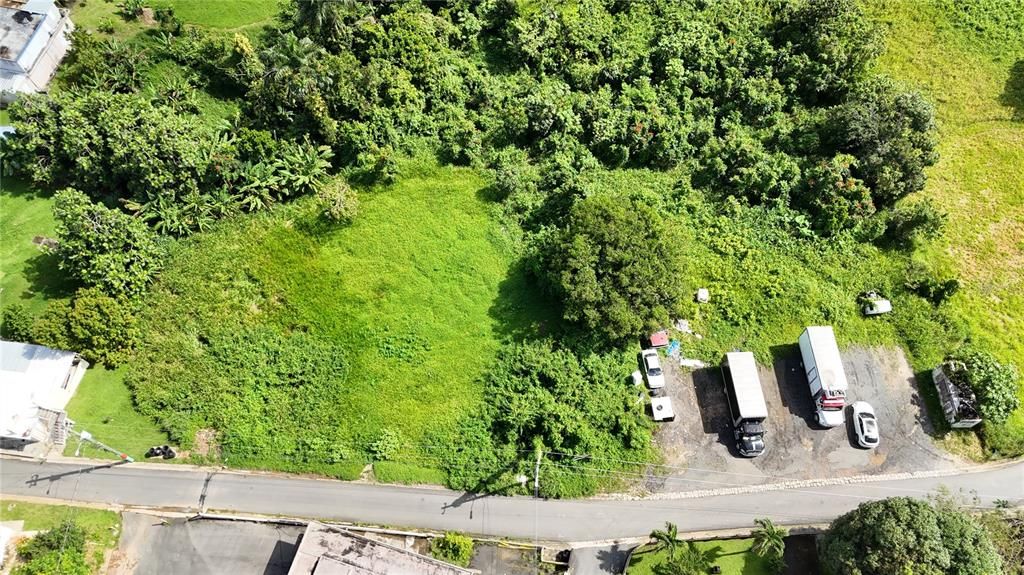 En Venta: $84,000 (5.04 acres)