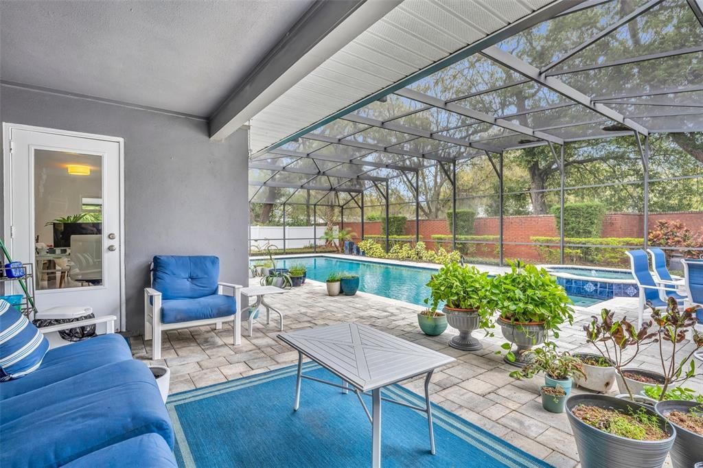 待售: $1,097,000 (3 贝兹, 3 浴室, 2460 平方英尺)