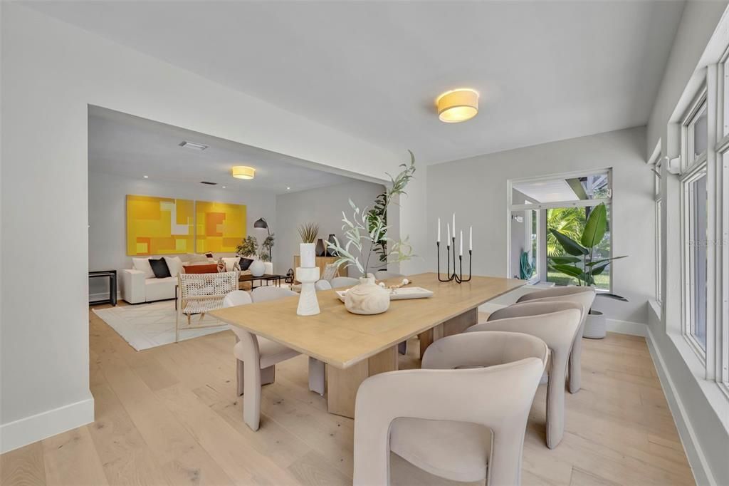 待售: $1,097,000 (3 贝兹, 3 浴室, 2460 平方英尺)