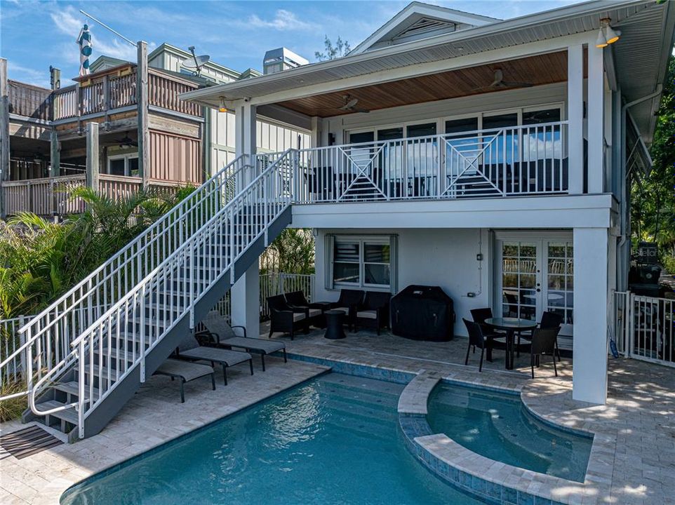 For Rent: $15,000 (3 beds, 3 baths, 1817 Square Feet)