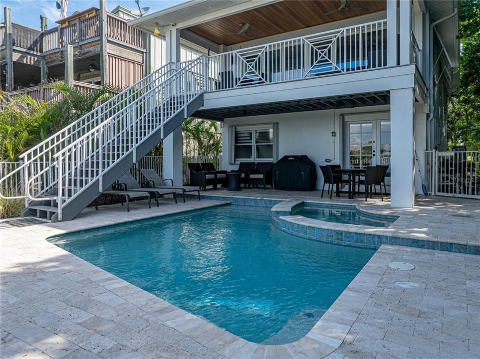 For Rent: $15,000 (3 beds, 3 baths, 1817 Square Feet)