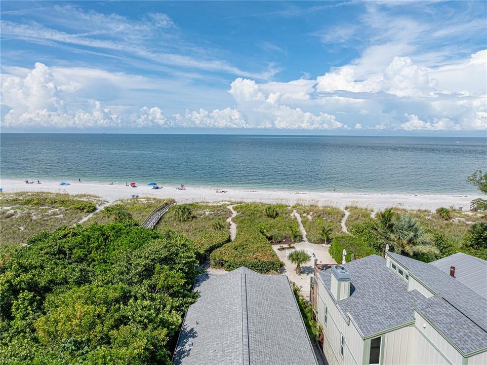 For Rent: $15,000 (3 beds, 3 baths, 1817 Square Feet)