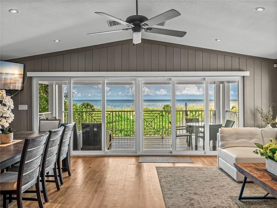 For Rent: $15,000 (3 beds, 3 baths, 1817 Square Feet)