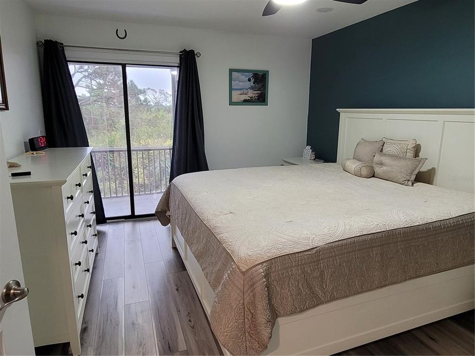 出租: $2,850 (2 贝兹, 2 浴室, 1058 平方英尺)