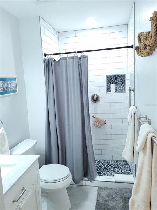 出租: $2,850 (2 贝兹, 2 浴室, 1058 平方英尺)