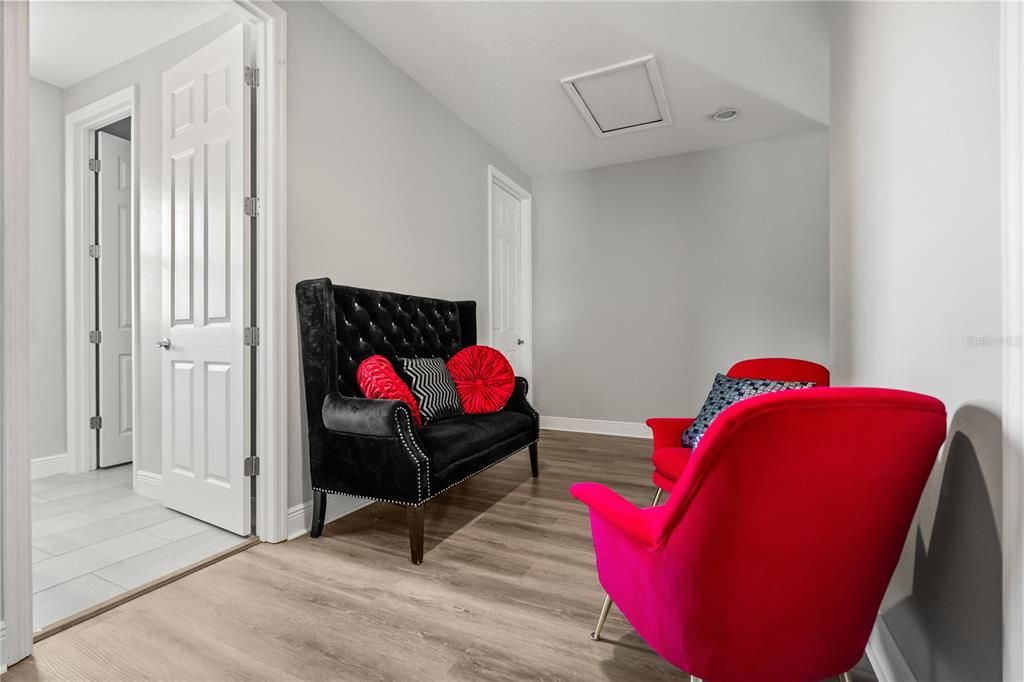 En Venta: $895,000 (5 camas, 5 baños, 5428 Pies cuadrados)