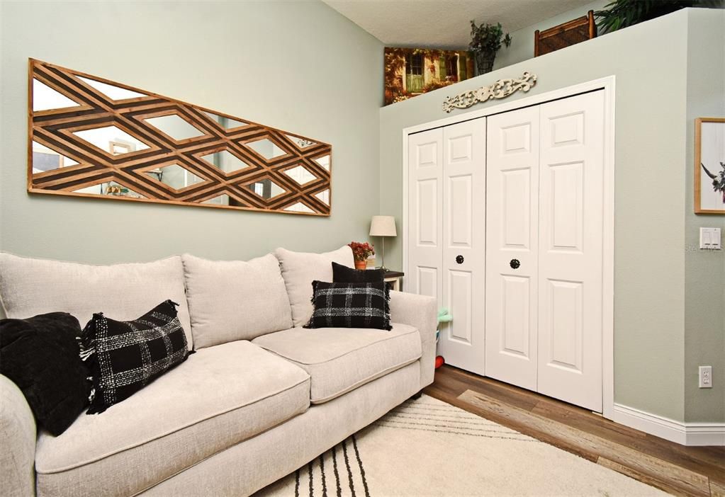 Activo con contrato: $560,000 (3 camas, 2 baños, 1552 Pies cuadrados)