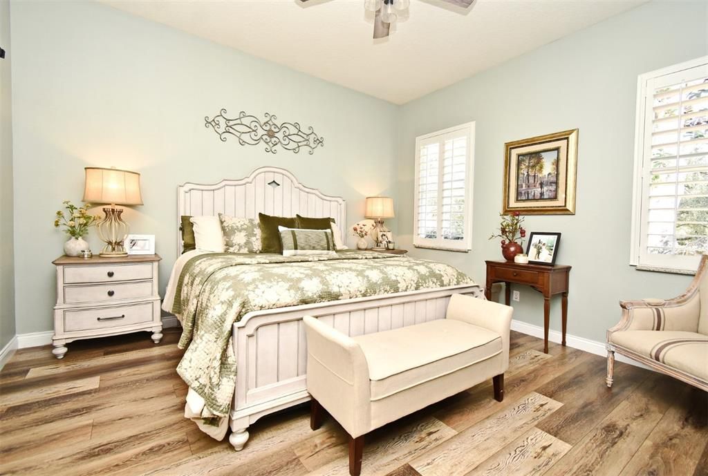 Activo con contrato: $560,000 (3 camas, 2 baños, 1552 Pies cuadrados)