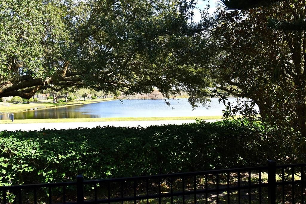 Activo con contrato: $560,000 (3 camas, 2 baños, 1552 Pies cuadrados)