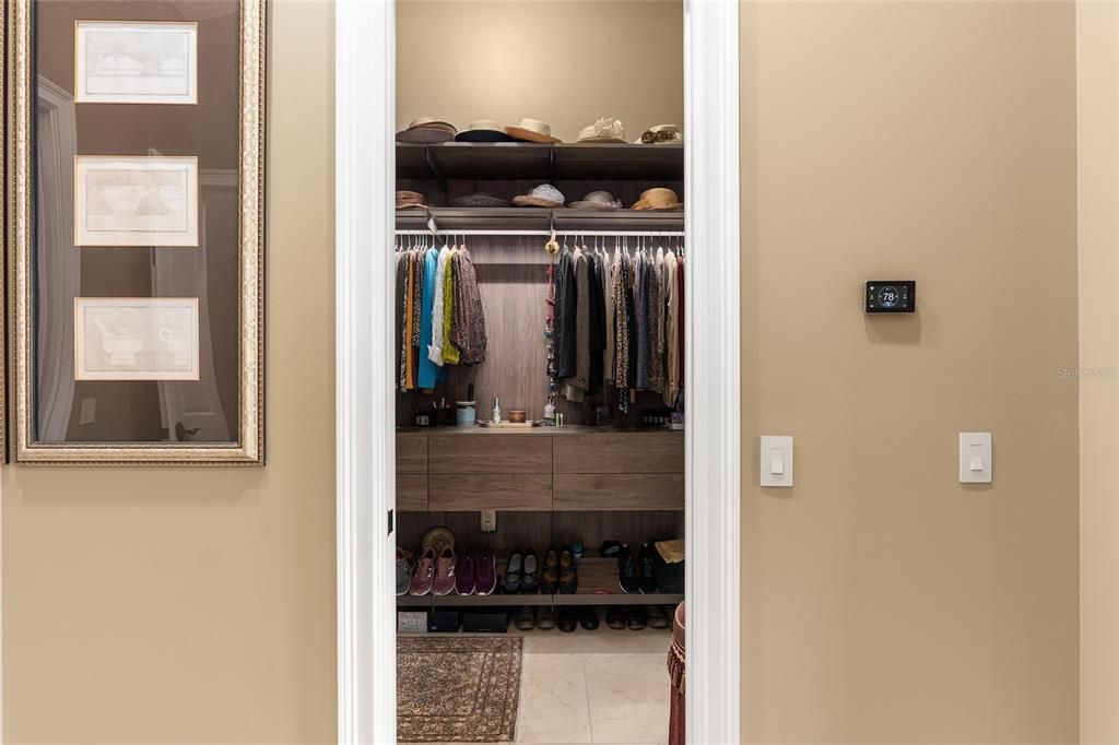 For Sale: $2,250,000 (4 beds, 3 baths, 3037 Square Feet)