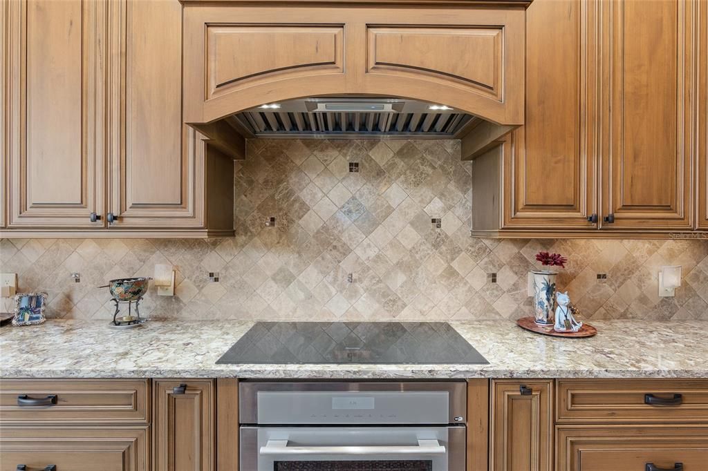 For Sale: $2,250,000 (4 beds, 3 baths, 3037 Square Feet)