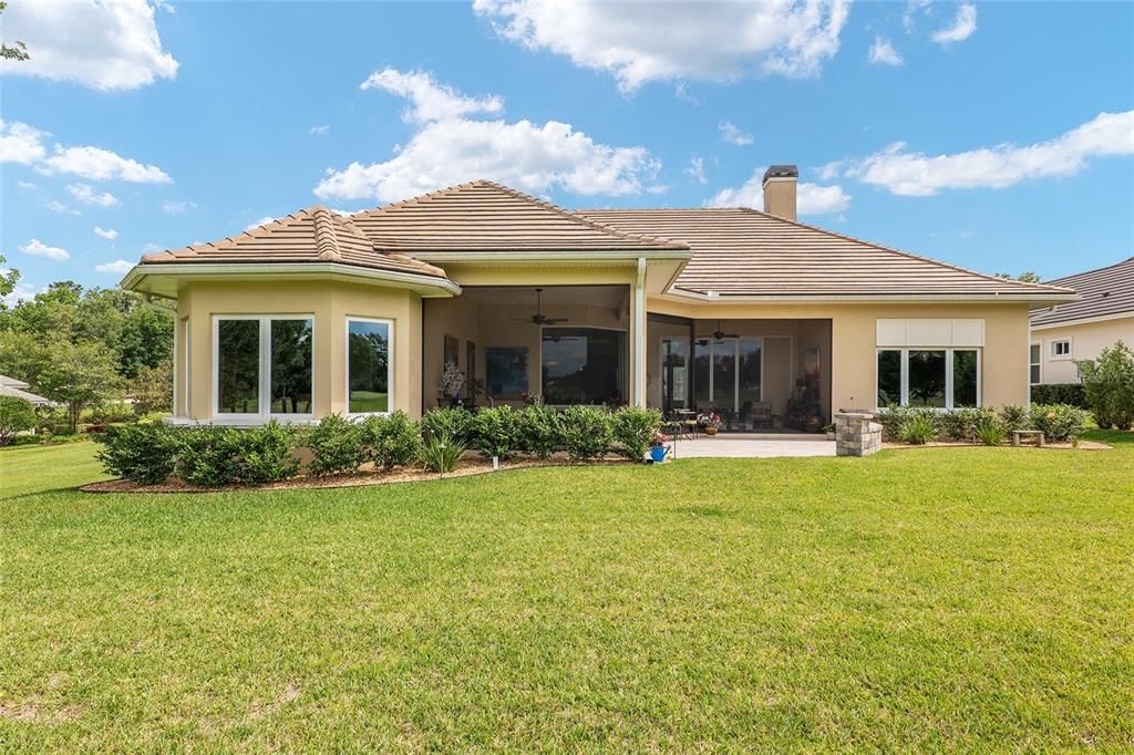 For Sale: $2,250,000 (4 beds, 3 baths, 3037 Square Feet)