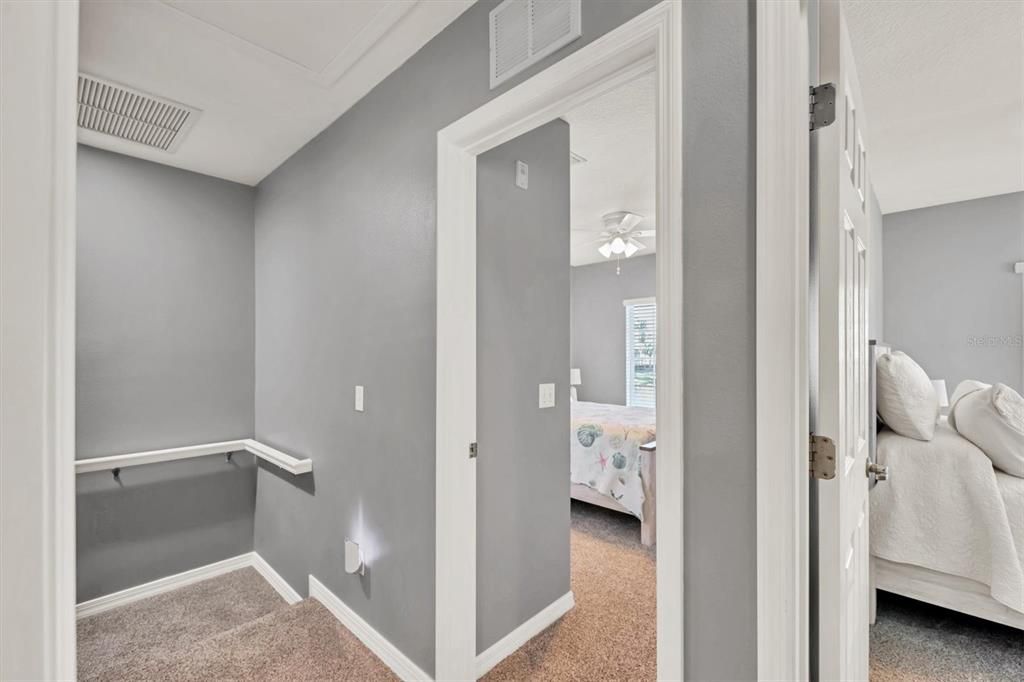 For Sale: $247,900 (3 beds, 2 baths, 1200 Square Feet)