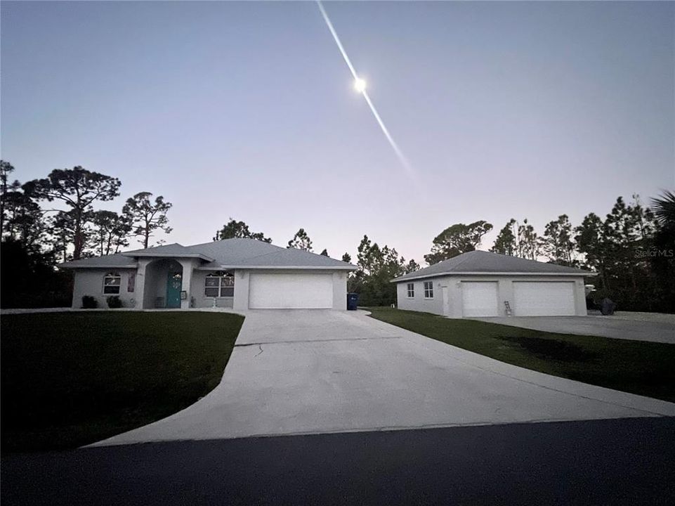 Recently Sold: $599,000 (3 beds, 2 baths, 1458 Square Feet)