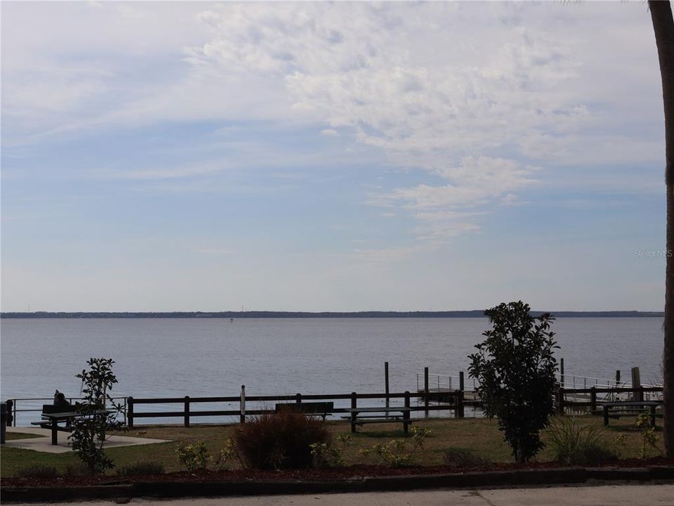 待售: $142,000 (2 贝兹, 2 浴室, 897 平方英尺)