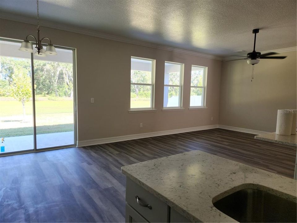 For Sale: $535,000 (4 beds, 3 baths, 2542 Square Feet)