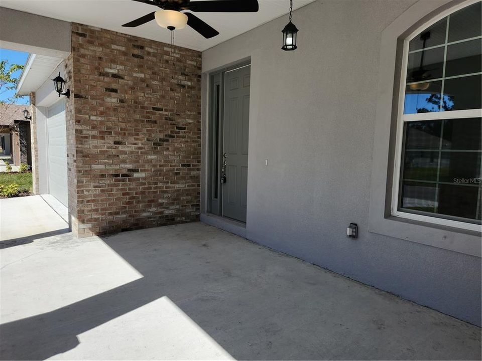 For Sale: $535,000 (4 beds, 3 baths, 2542 Square Feet)