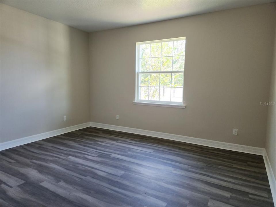 For Sale: $535,000 (4 beds, 3 baths, 2542 Square Feet)