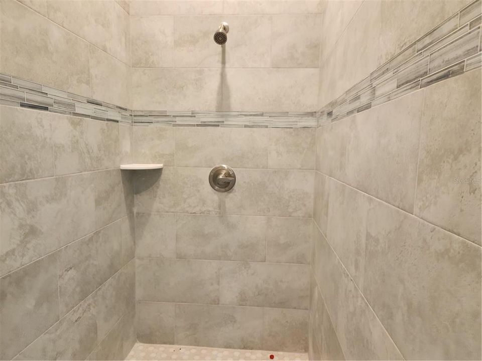 For Sale: $535,000 (4 beds, 3 baths, 2542 Square Feet)