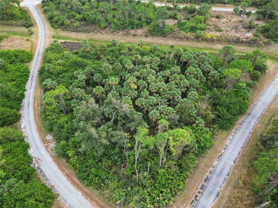 待售: $124,900 (1.58 acres)