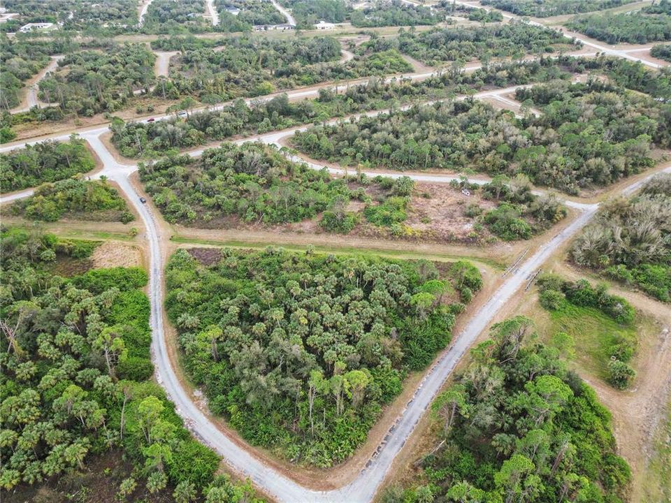 待售: $124,900 (1.58 acres)