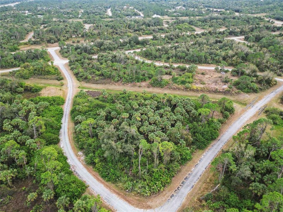 待售: $124,900 (1.58 acres)