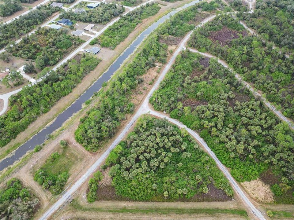 待售: $124,900 (1.58 acres)