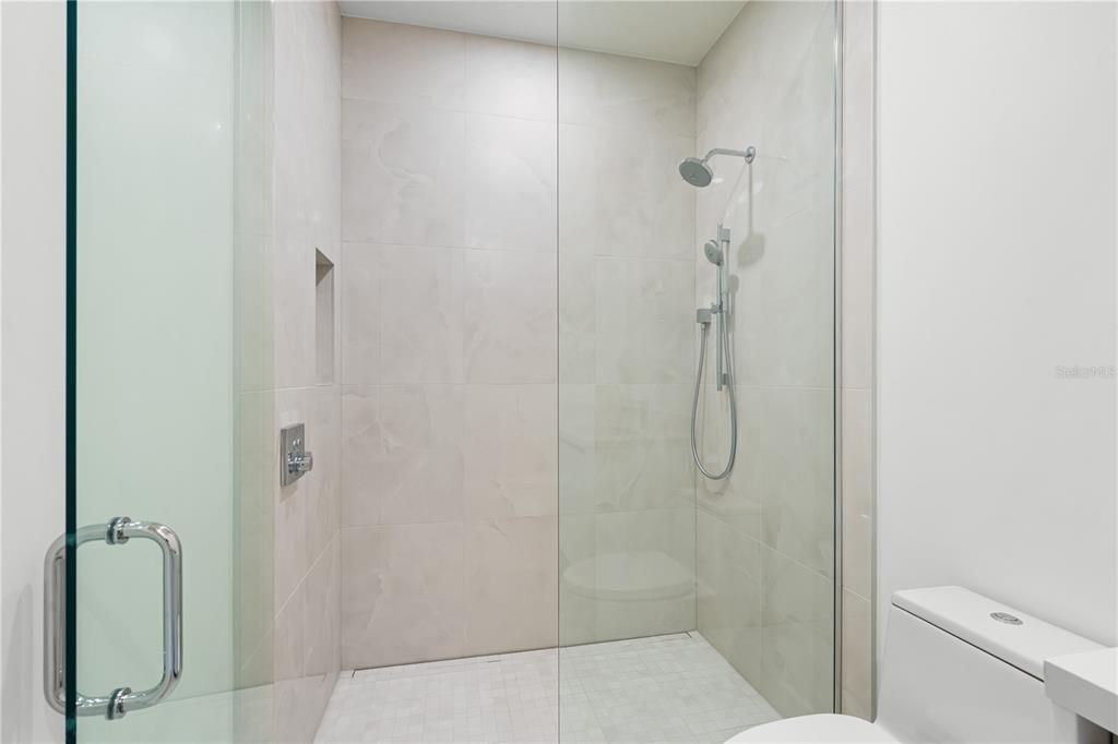 For Sale: $5,790,000 (4 beds, 4 baths, 3460 Square Feet)