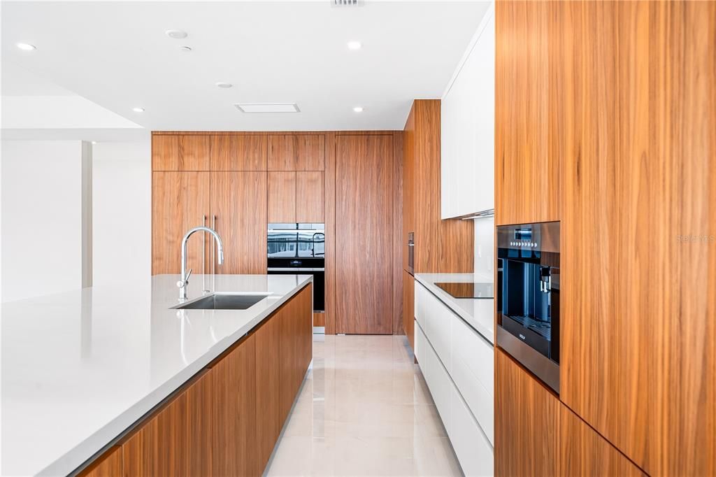 For Sale: $5,790,000 (4 beds, 4 baths, 3460 Square Feet)