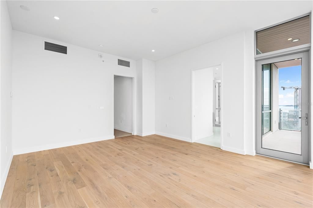 For Sale: $5,790,000 (4 beds, 4 baths, 3460 Square Feet)